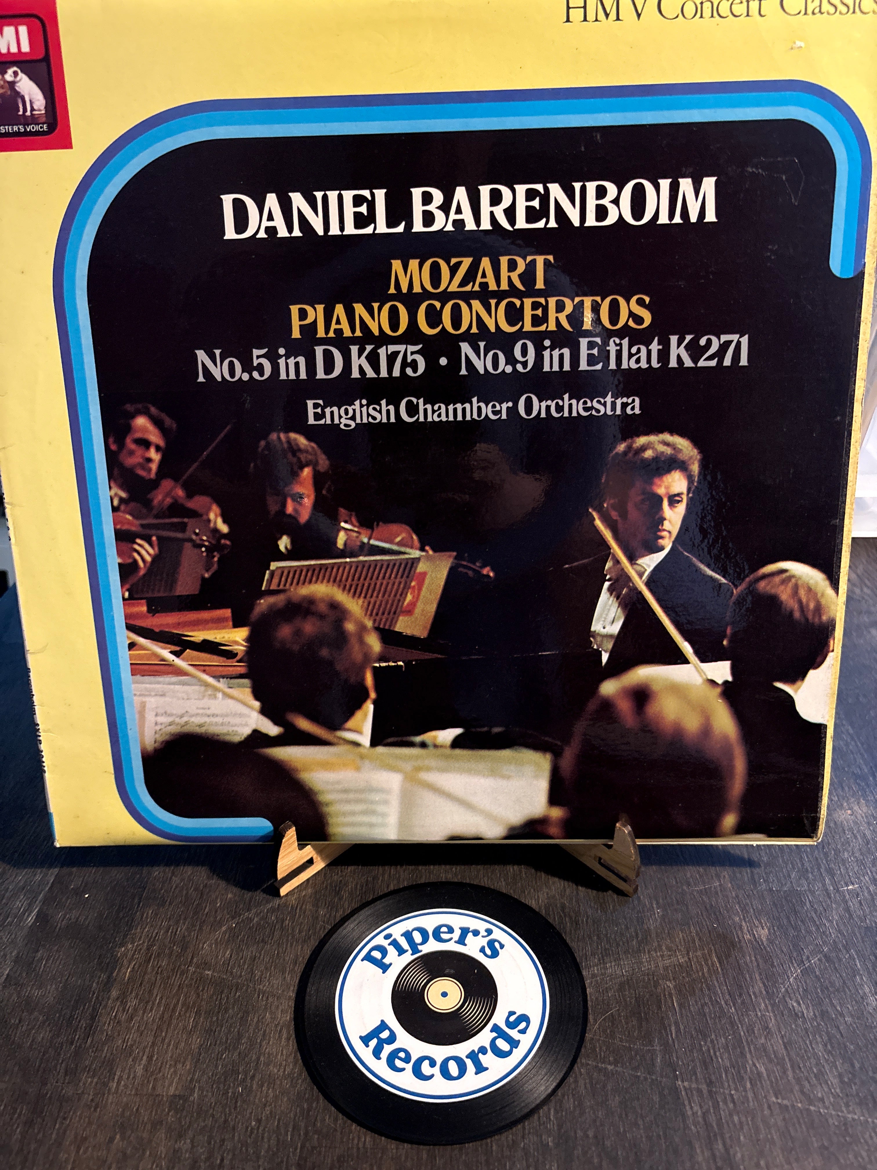 Mozart – Piano Concerto No. 5 in D, K.175 & Piano Concerto No. 9 in E‑flat, K.271 “Jeunehomme”
Daniel Barenboim – Piano & Conductor
English Chamber Orchestra