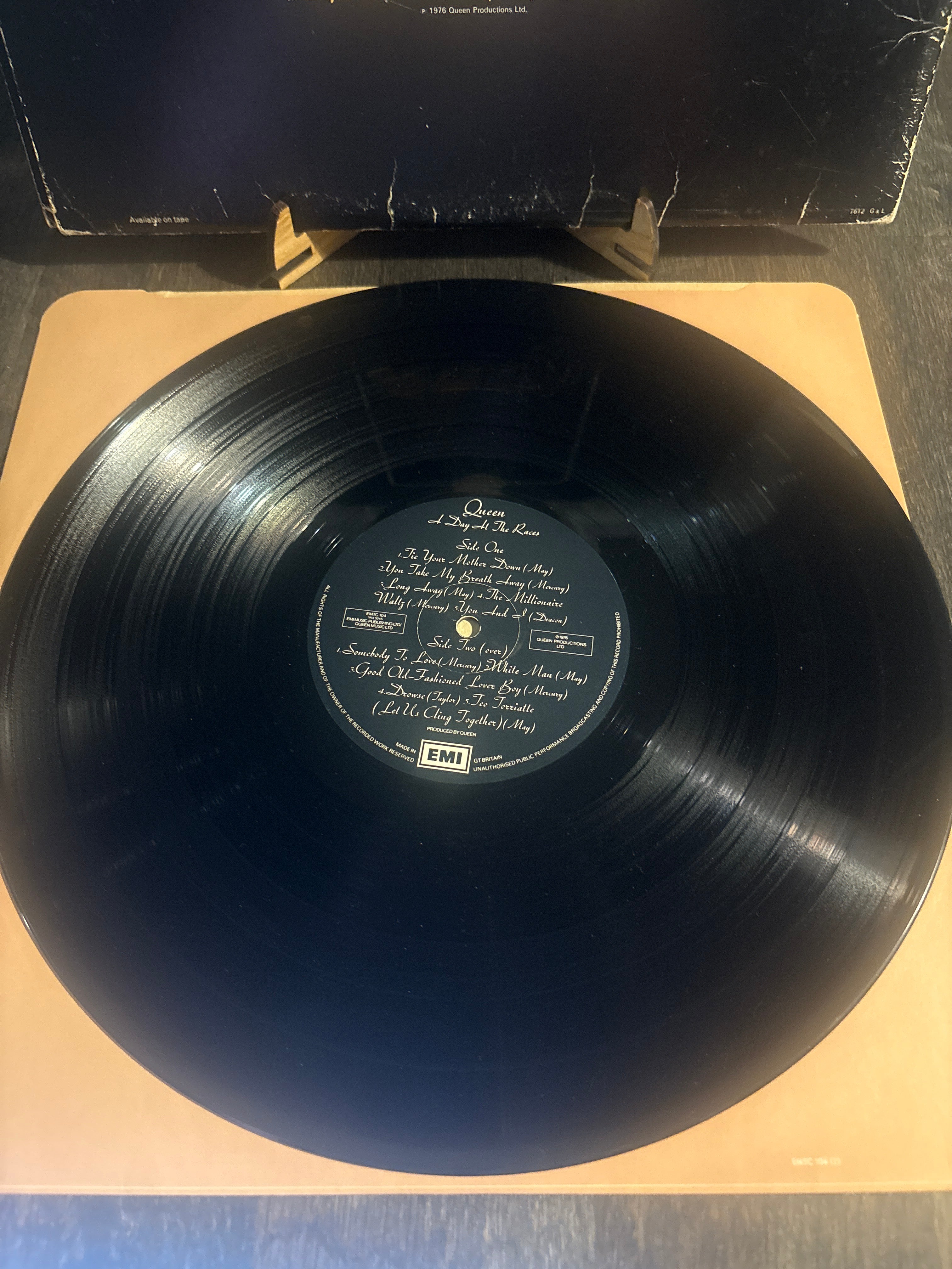 Queen – A Day at the Races (LP, Gatefold, Stereo)
