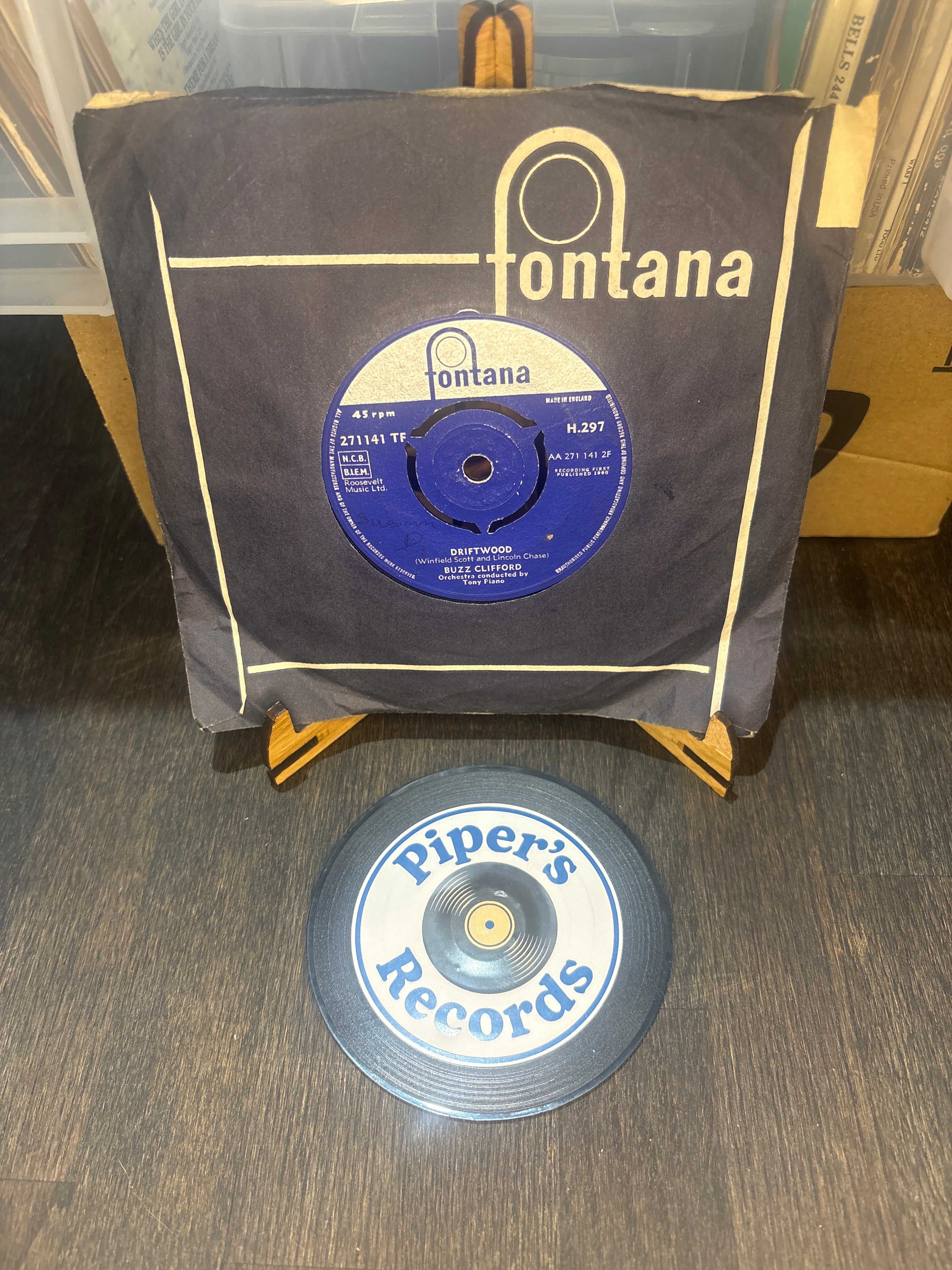 Buzz Clifford – Baby Sittin’ Boogie / Driftwood (Fontana H 297, 1961)