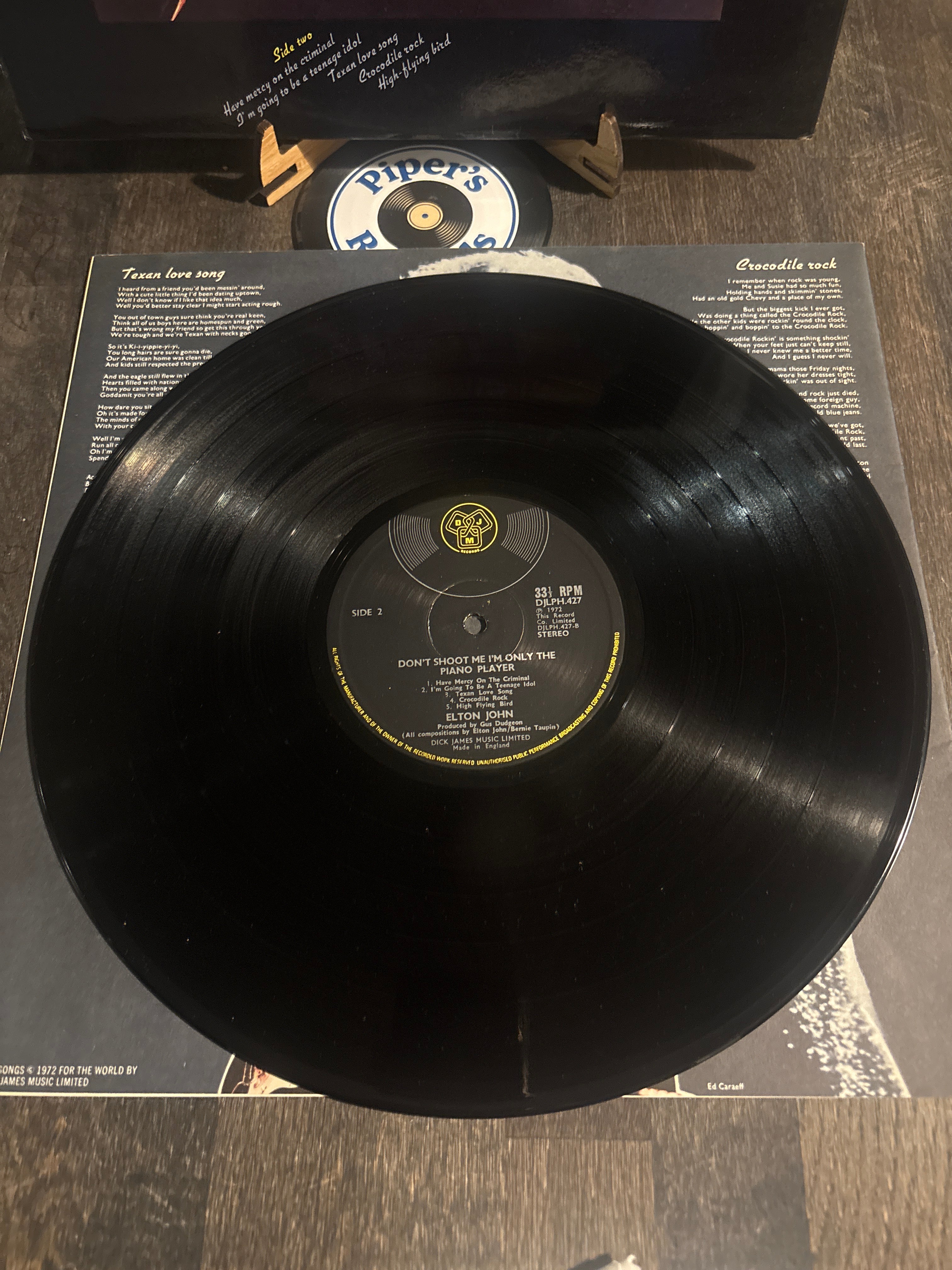 Elton John – Don’t Shoot Me I’m Only the Piano Player (LP, Gatefold)