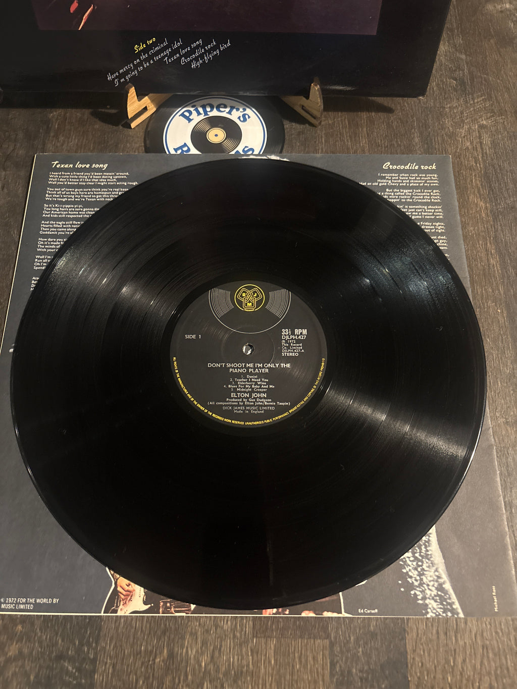 Elton John – Don’t Shoot Me I’m Only the Piano Player (LP, Gatefold)
