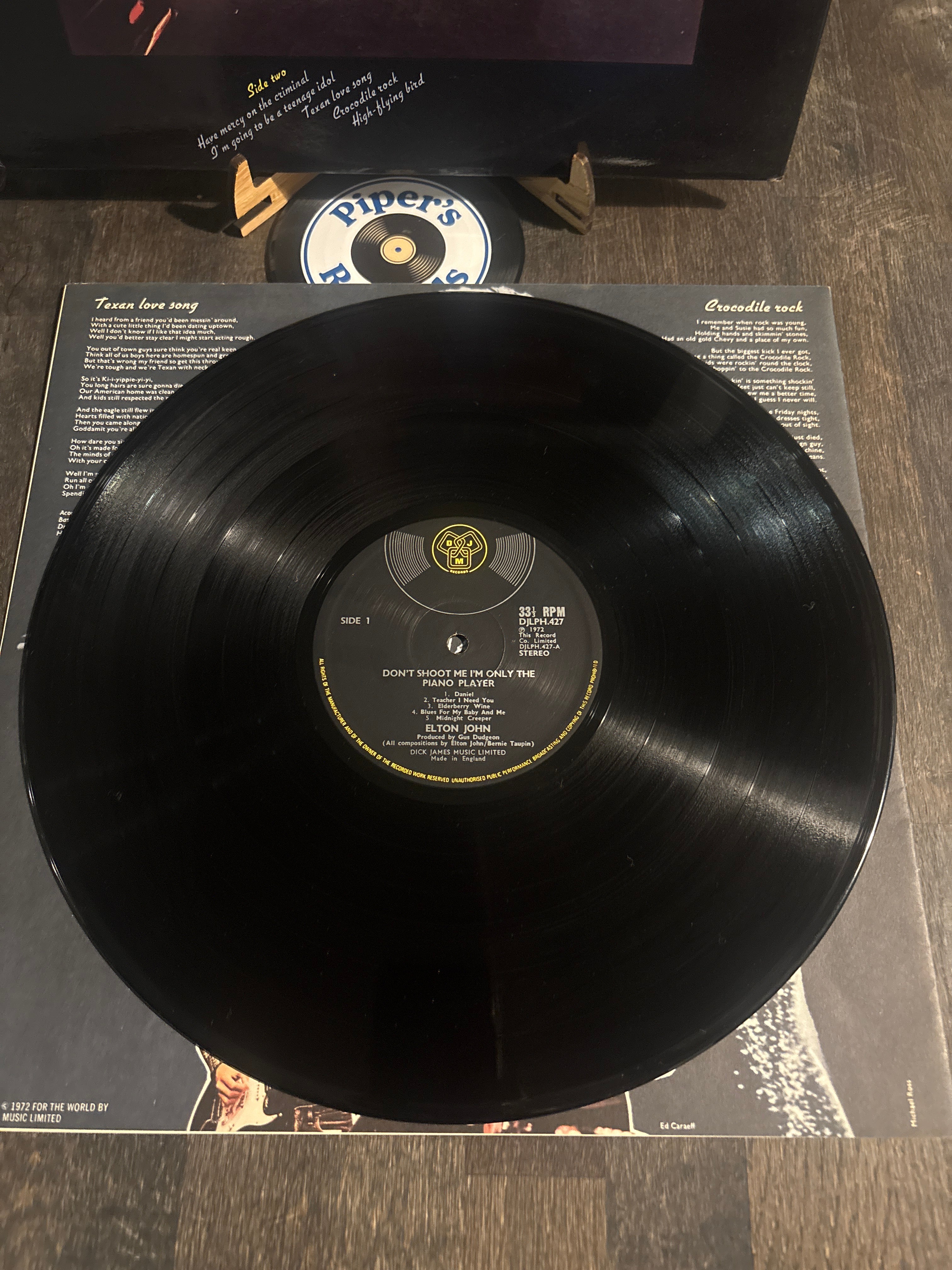 Elton John – Don’t Shoot Me I’m Only the Piano Player (LP, Gatefold)