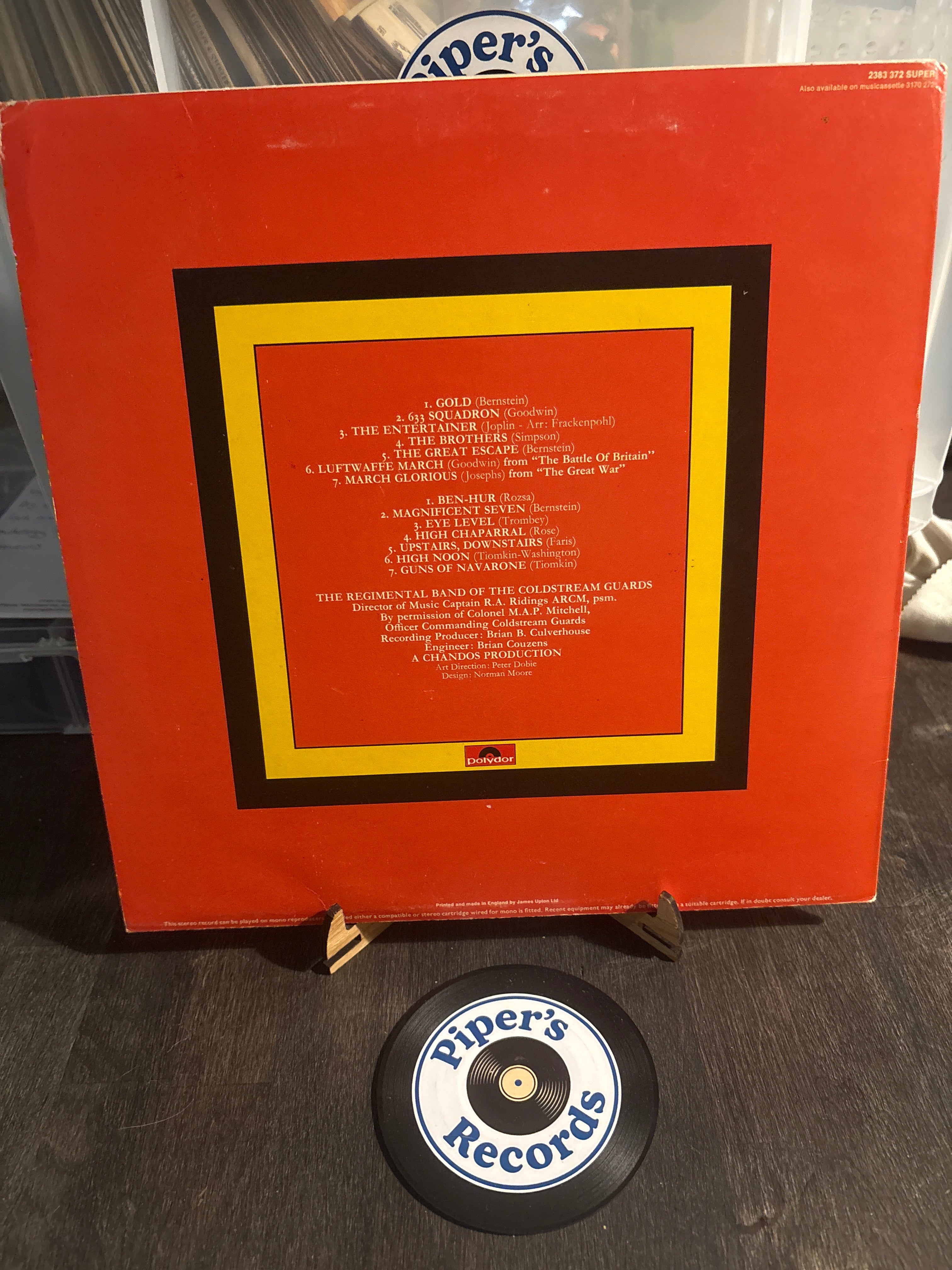 Regimental Band of the Coldstream Guards – March Glorious: Great Themes From Films & TV (Polydor – 2383372)